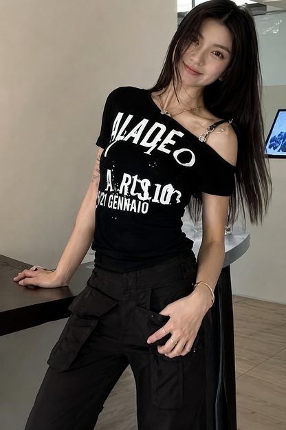 Metal Ring Buckle Cold-Shoulder Graphic Tee